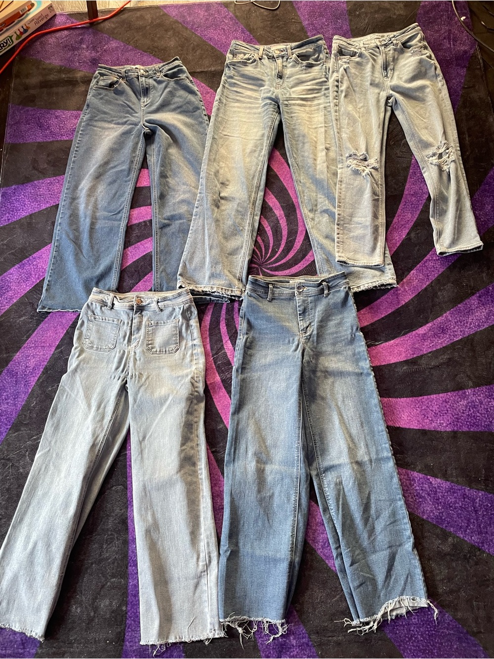 Bundle of 5 women’s Jeans